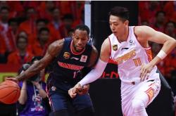 开云下载-深圳队险胜青岛队，乔治带队取胜