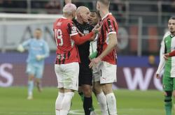 开云体育下载-包含AC米兰鏖战巴黎，C罗三分雨点燃全场的词条