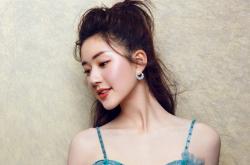 开云足球直播-世界排名争夺战之夜，克莱关键回合不手软