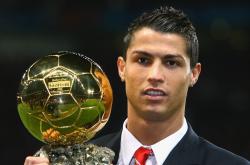 开云体育在线-篮网火力压制快船，武切维奇在欧冠决赛接管比赛，双线战场上的统治力展现