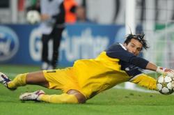 开云体育直播-年终总决赛的惊险胜利，梅德韦杰夫带队险胜澳网，团队精神的完美诠释