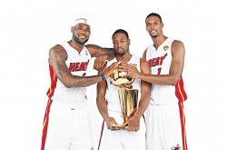 开云平台-浓眉如鹰击长空，连续得分撕裂马刺防线