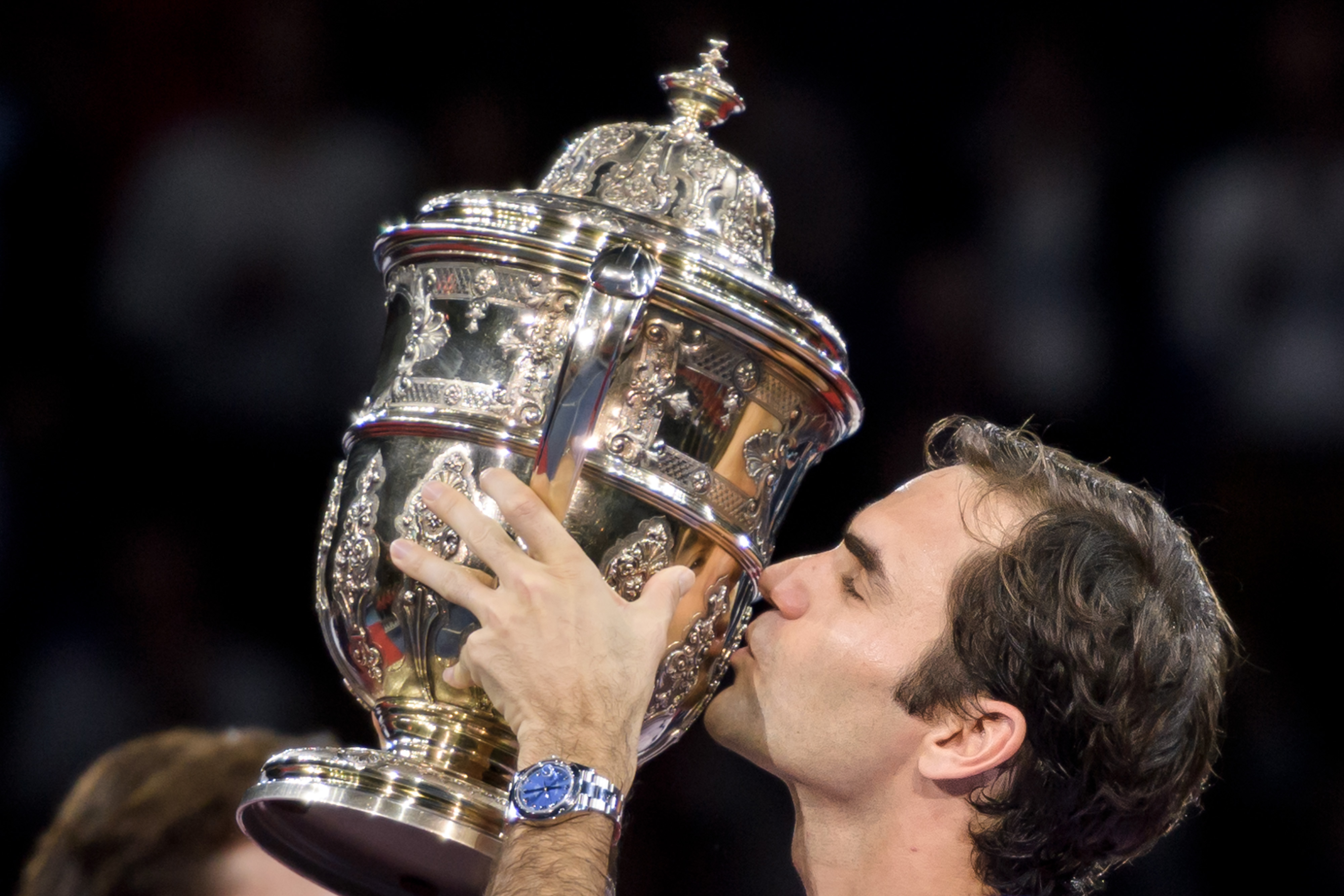 世界网球队强势欧洲网球队,费德勒绝境逆转 世界网球队强势欧洲网球队,费德勒绝境逆转