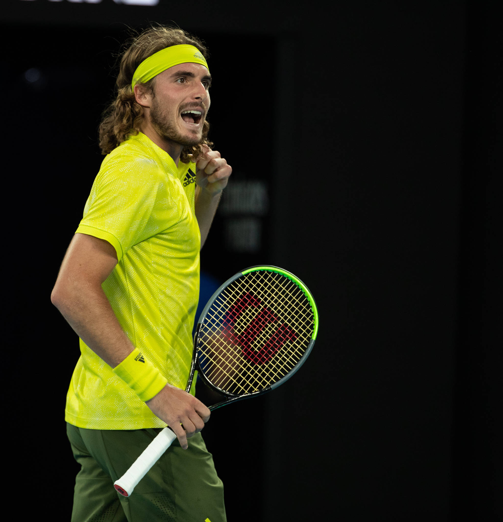 世界网球队险胜西班牙网球队,西西帕斯高光表现的简单介绍 世界网球队险胜西班牙网球队,西西帕斯高光表现的简单介绍