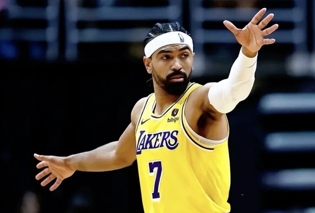 湖人险胜火箭,范弗利特刷新纪录 湖人险胜火箭,范弗利特刷新纪录