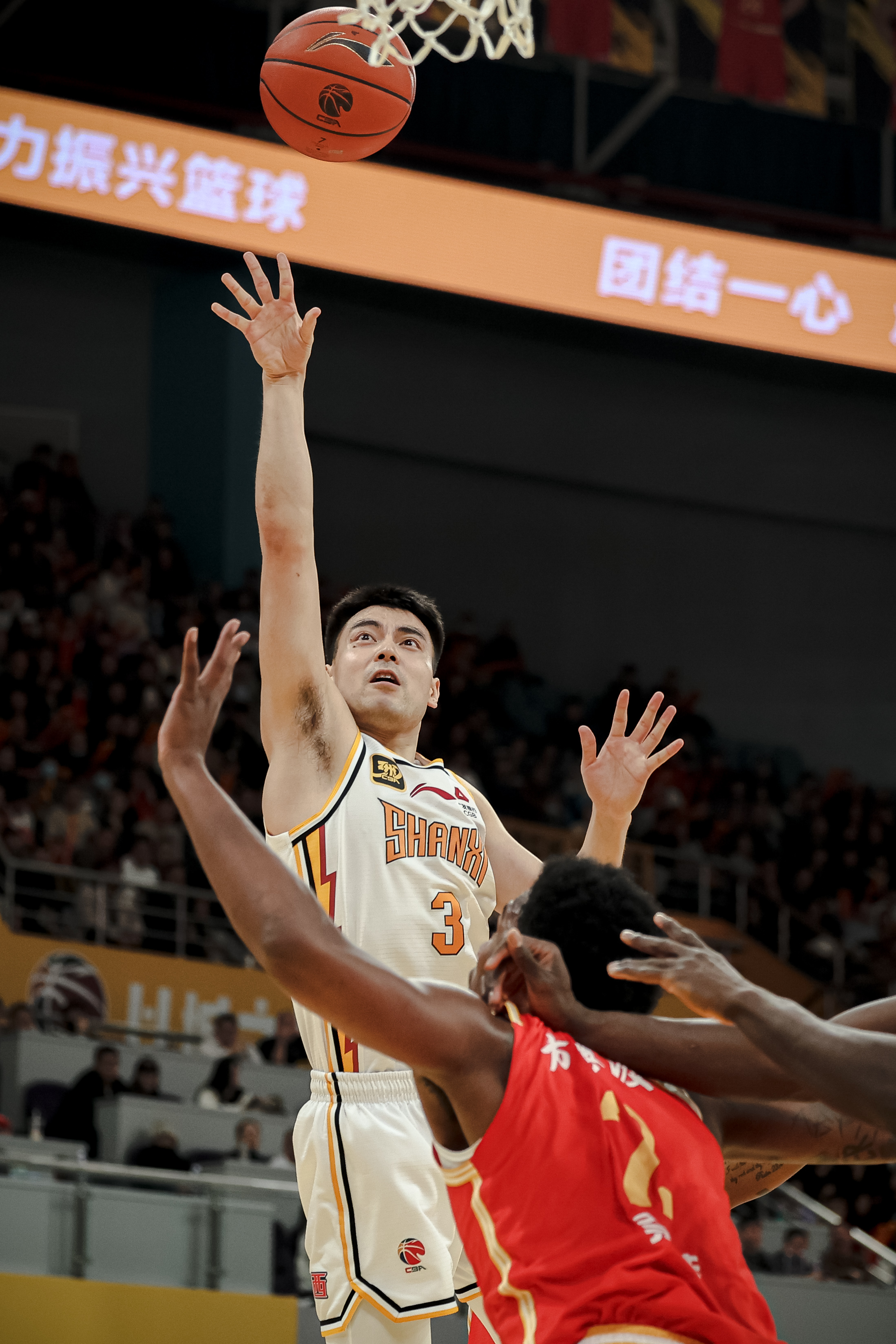 球类比赛火爆进行,选手们奉献激情战役 球类比赛火爆进行,选手们奉献激情战役