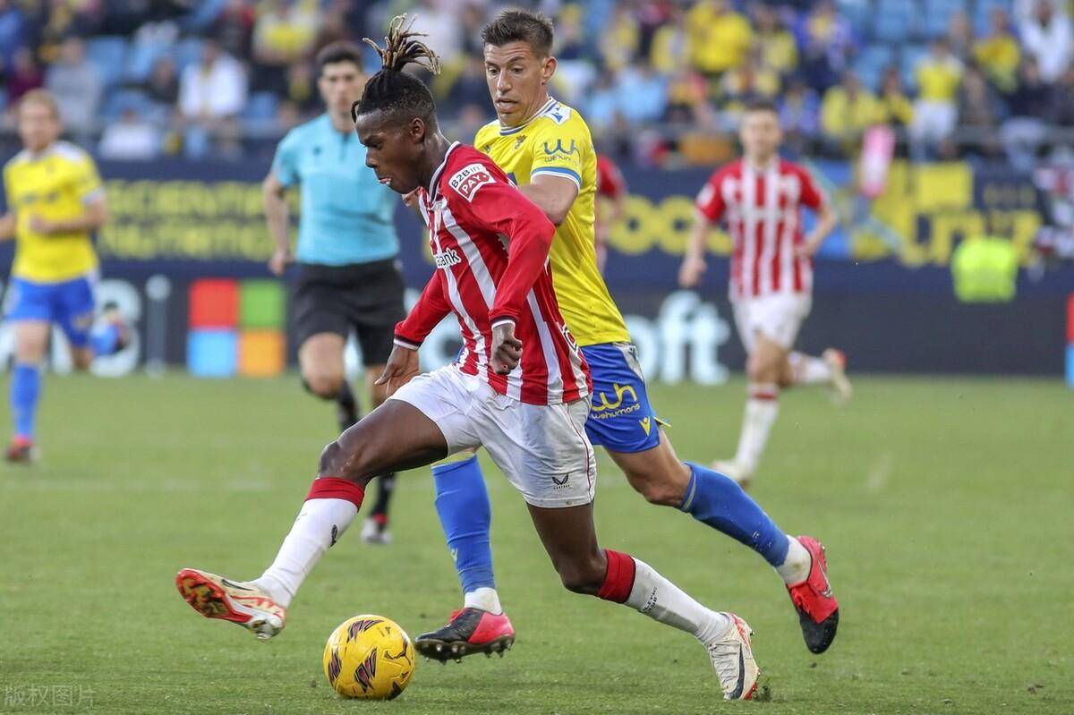 关于马德里竞技惨遭逆转晋级形势岌岌可危的信息 关于马德里竞技惨遭逆转晋级形势岌岌可危的信息