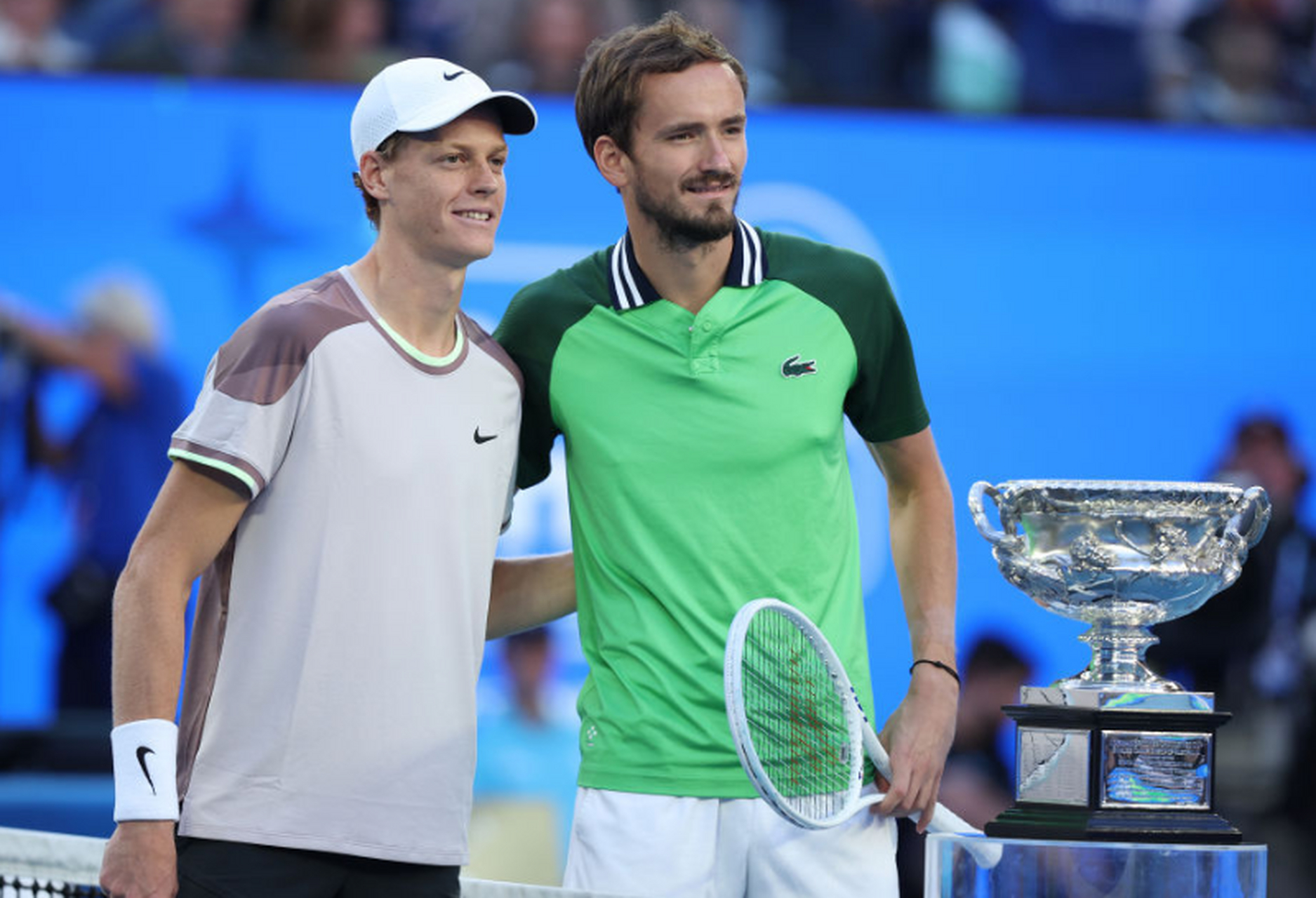 联合杯完胜年终总决赛，梅德韦杰夫点燃赛场的简单介绍