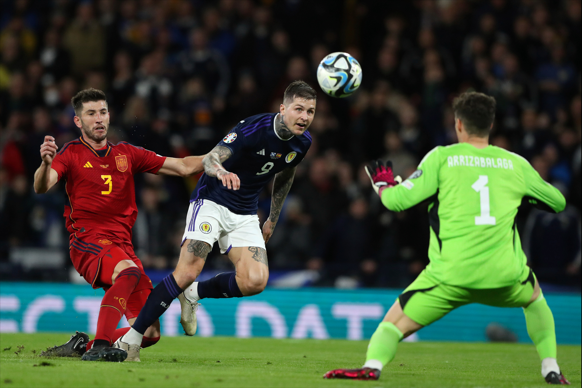 关于芬兰国家队战胜对手，锁定欧洲杯出线资格的信息