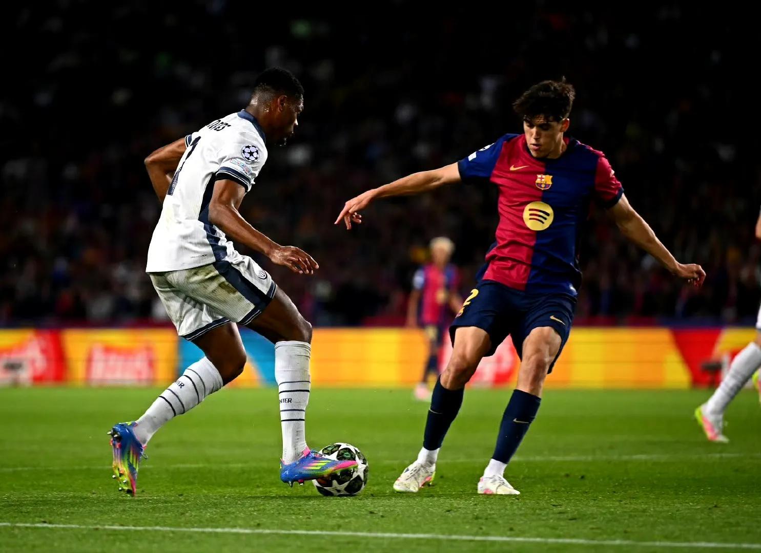 AC米兰客场战平克罗托内，争夺三分的简单介绍