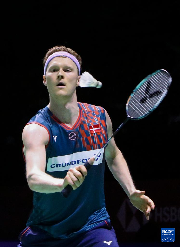 泰国羽毛球队完胜丹麦羽毛球队，安赛龙三分雨点燃全场的简单介绍