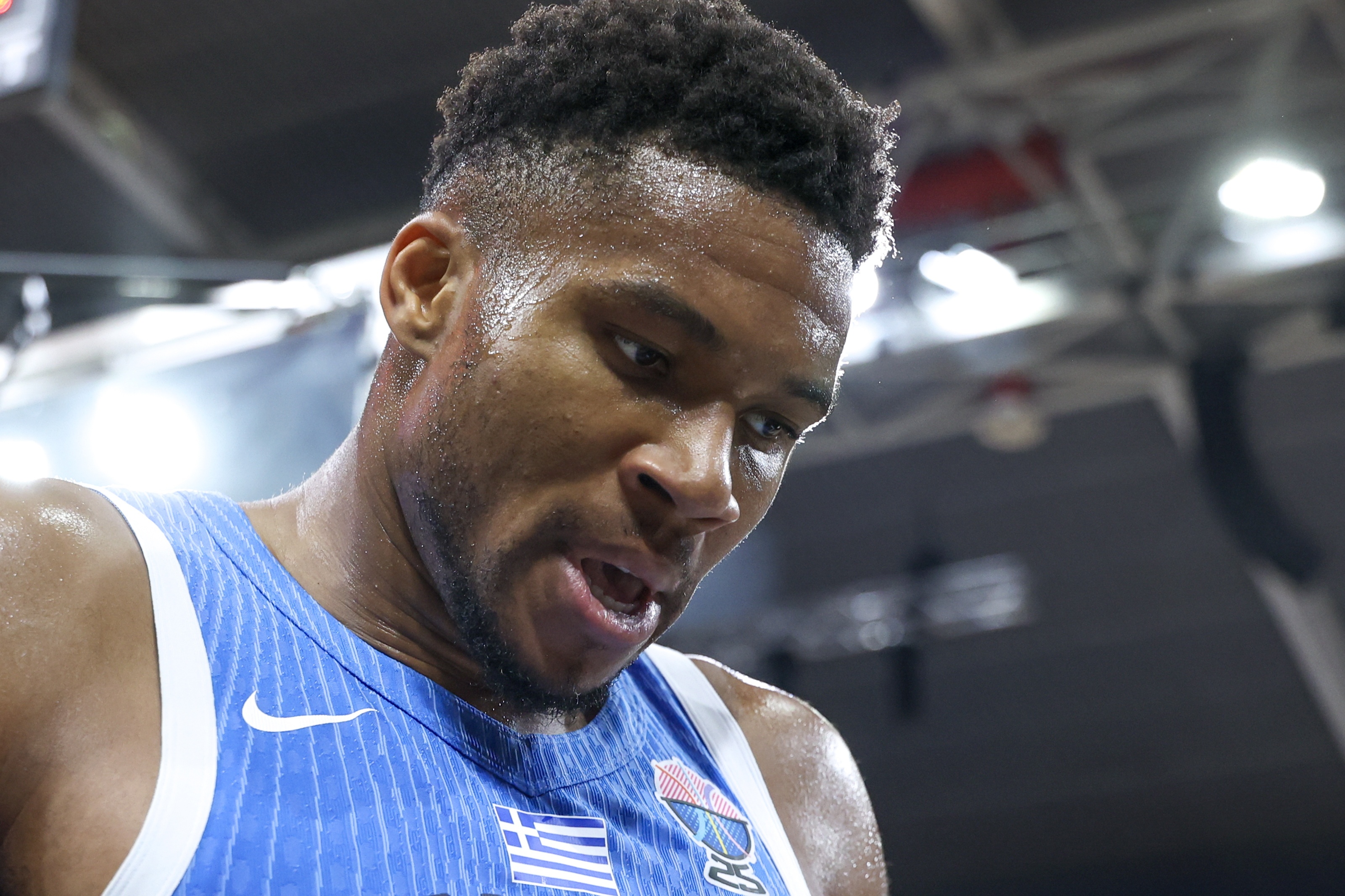 关于太阳力克马刺，字母哥惊艳四座的信息